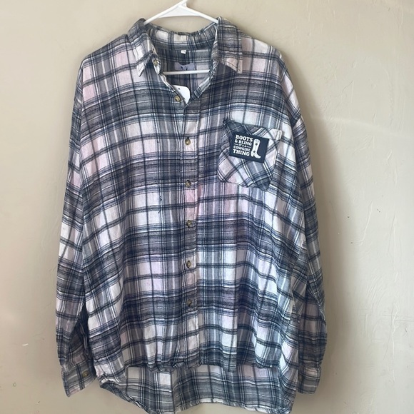 NWT Cowgirl Flannel! Size XL - Picture 1 of 6